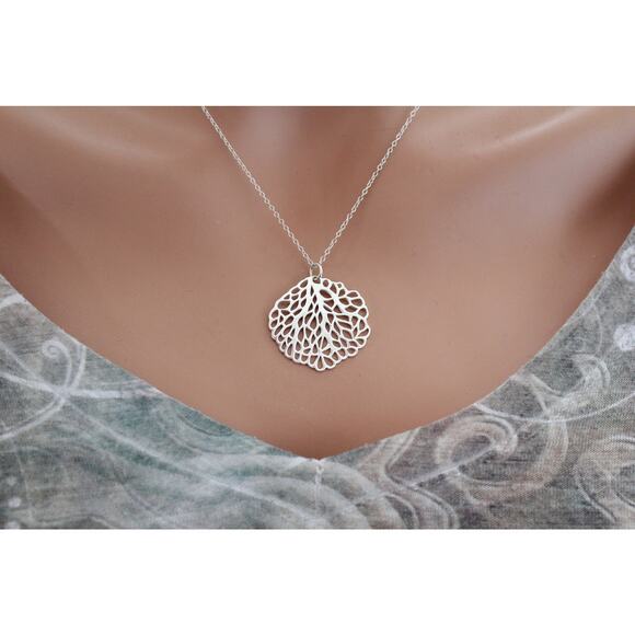 Sterling Silver Sea Fan Round Necklace, Sterling Silver Sea Fan Round Necklace - Picture 2 of 4